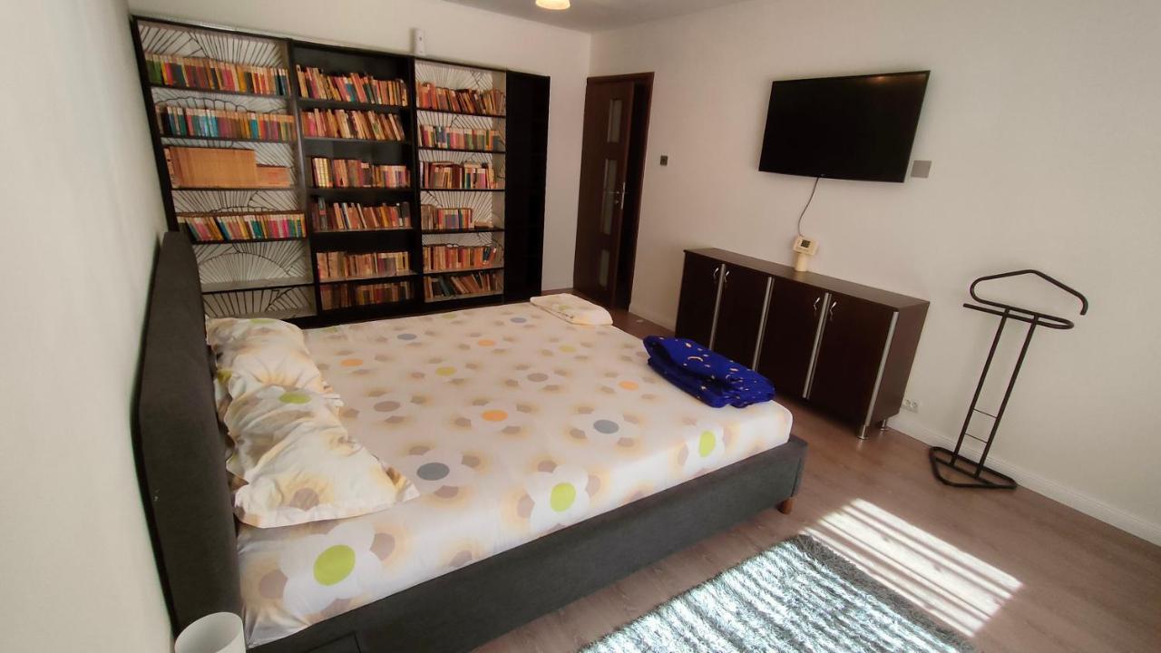 Duck Apartment Бухарест Экстерьер фото