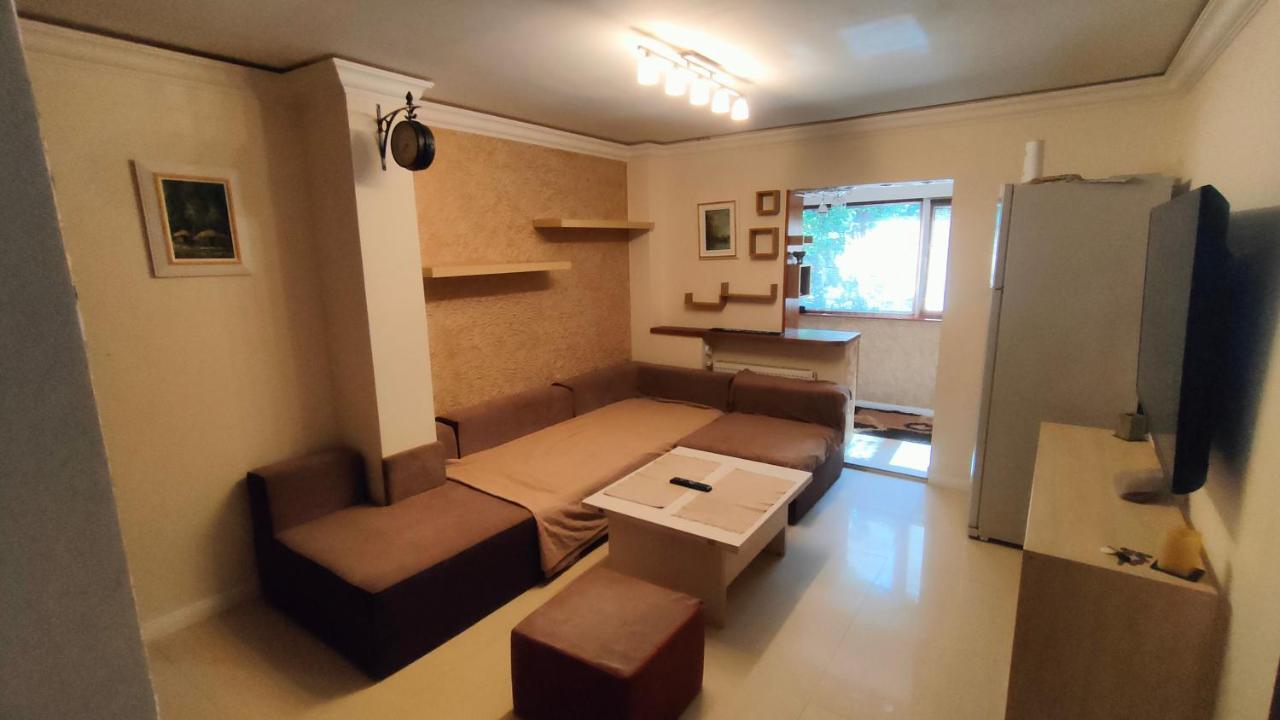 Duck Apartment Бухарест Экстерьер фото