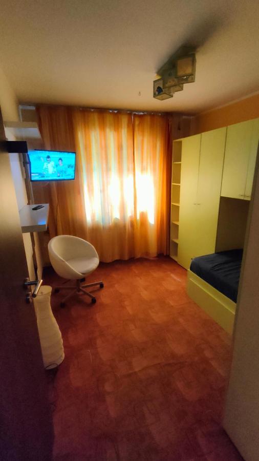 Duck Apartment Бухарест Экстерьер фото