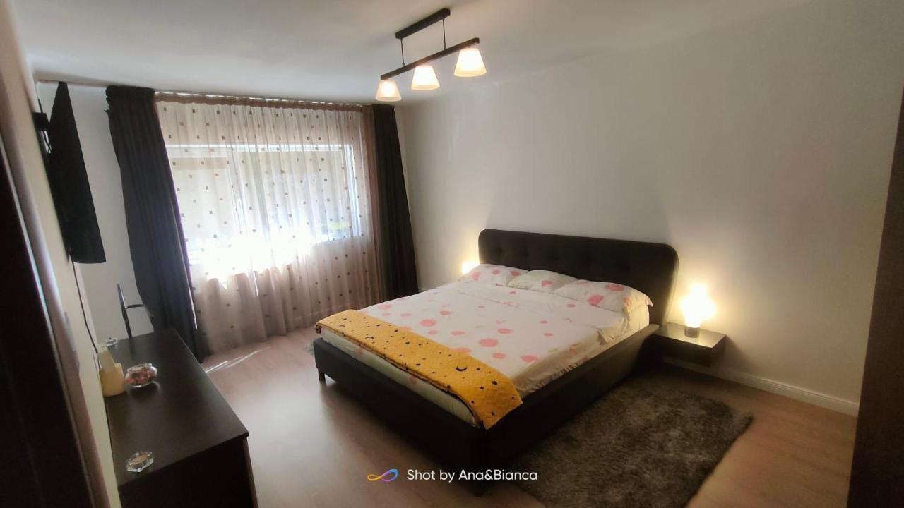 Duck Apartment Бухарест Экстерьер фото