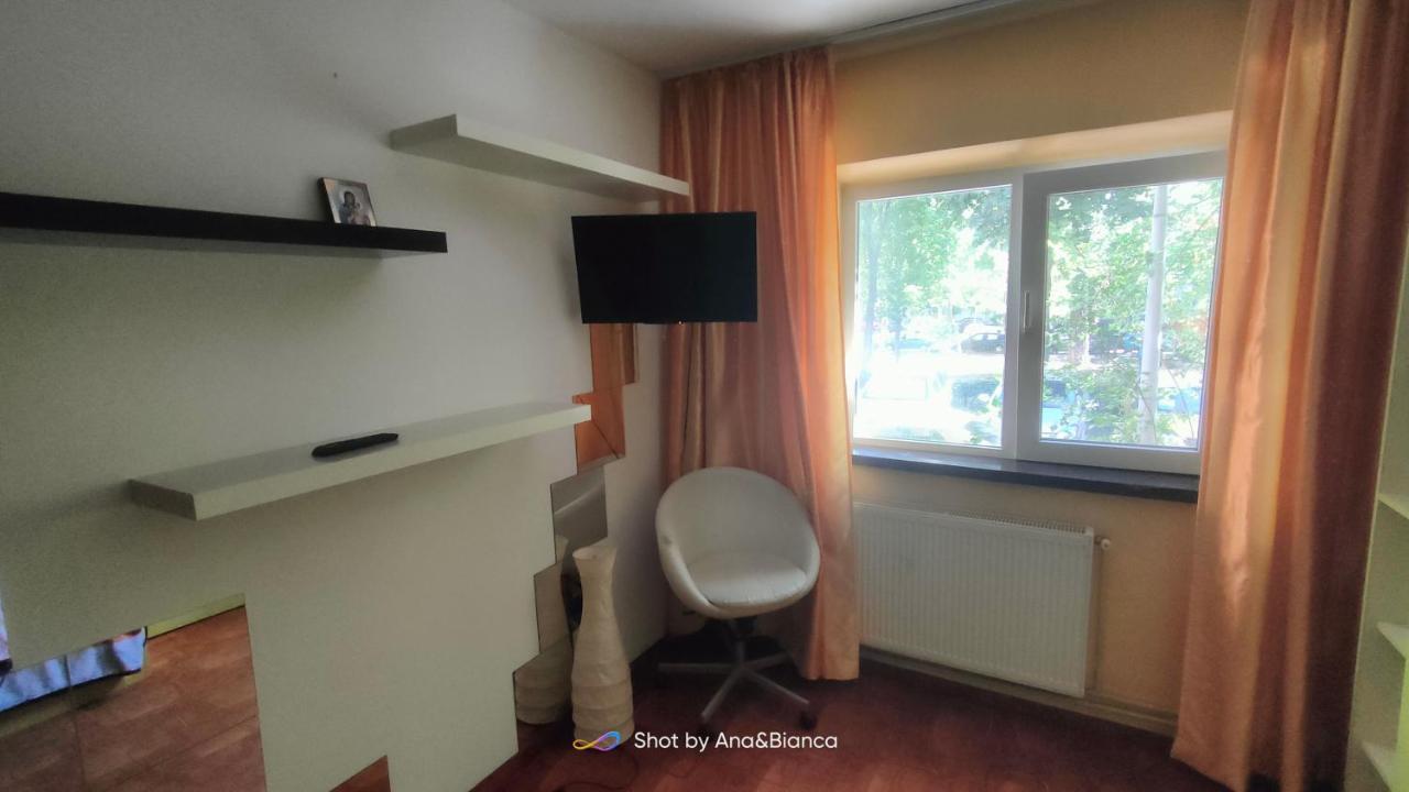 Duck Apartment Бухарест Экстерьер фото