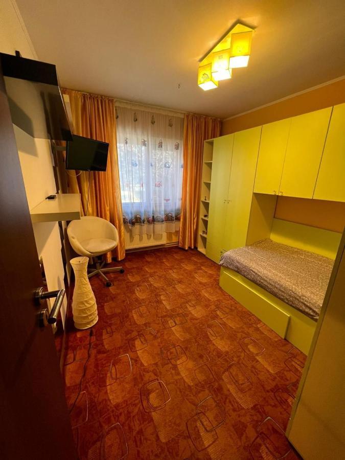 Duck Apartment Бухарест Экстерьер фото