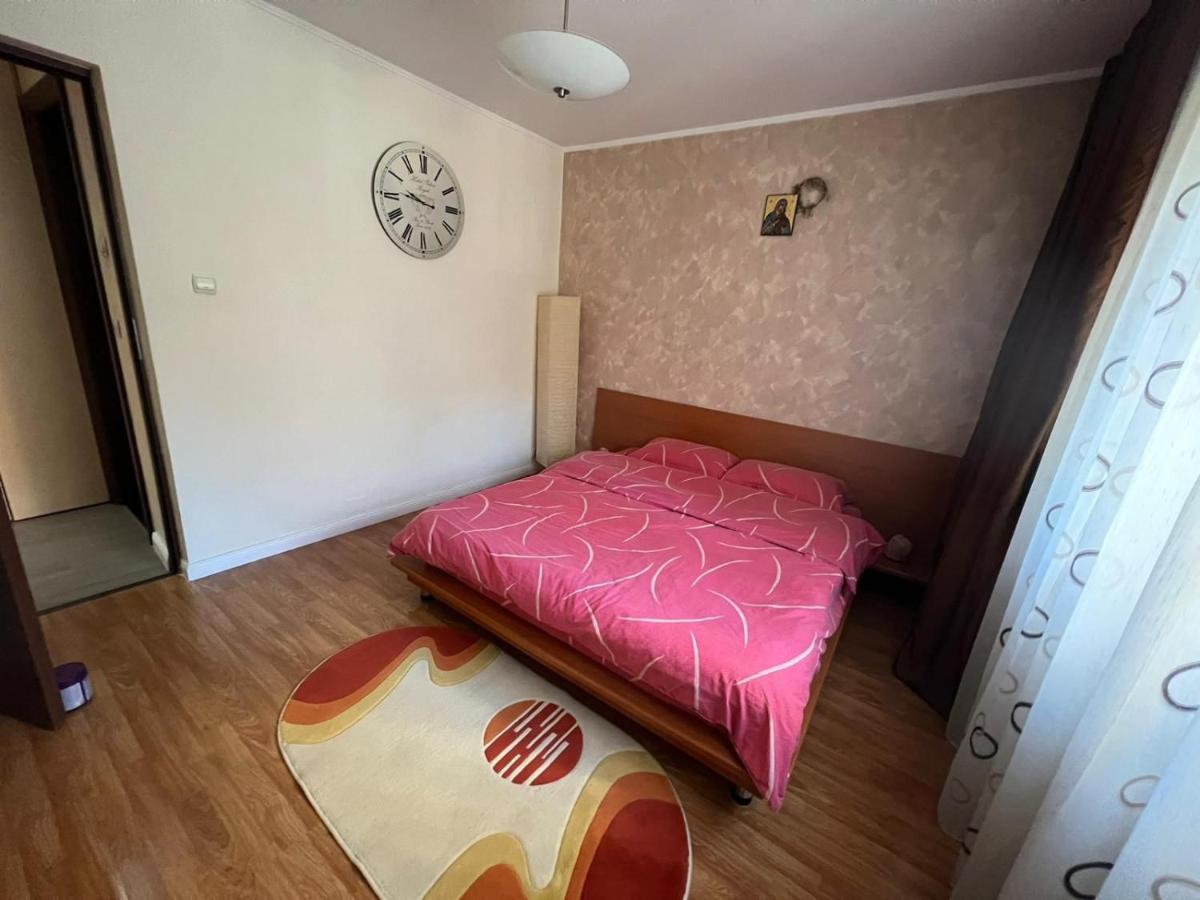 Duck Apartment Бухарест Экстерьер фото